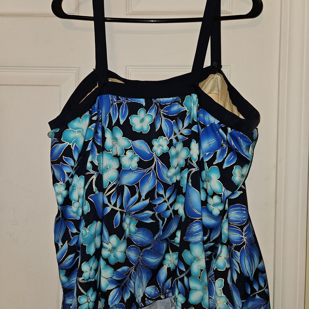 #658- Maxine of Hollywood Blue and Black Floral Tankini - Picture 2 of 5